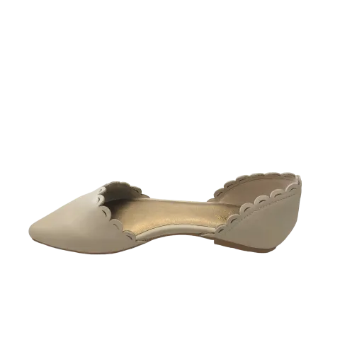 Beige Shoes Flats Seychelles, Size 7