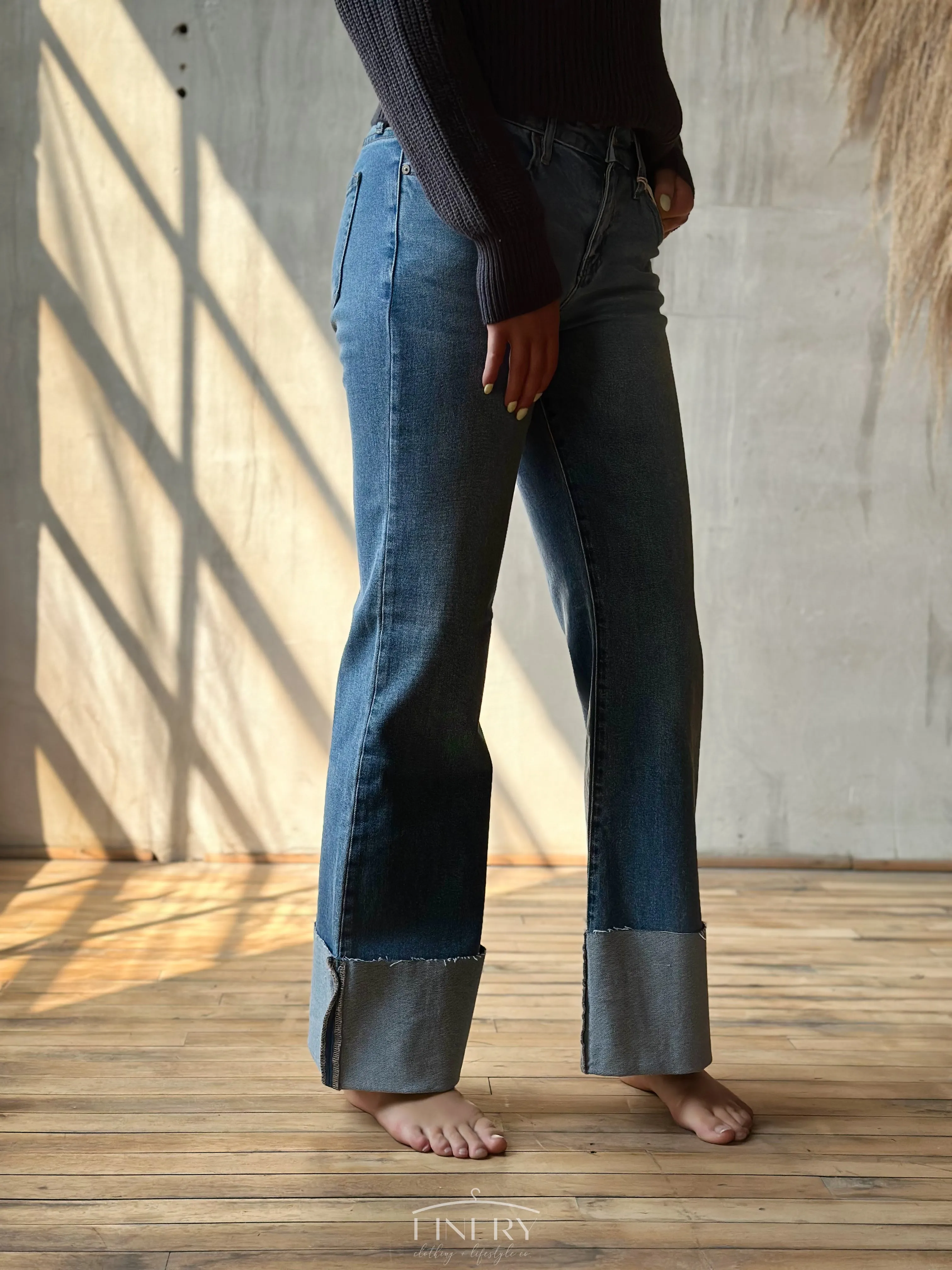 Emma MR Flare Jeans by Kancan