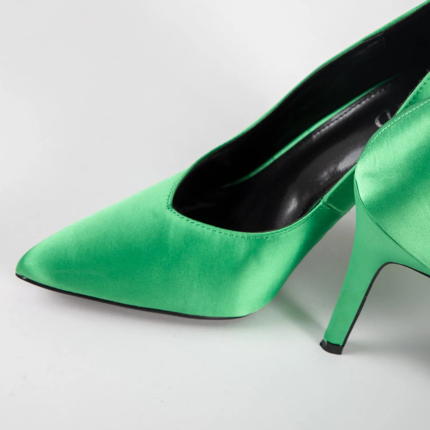 RAID Maliny Court Heel in Green Satin