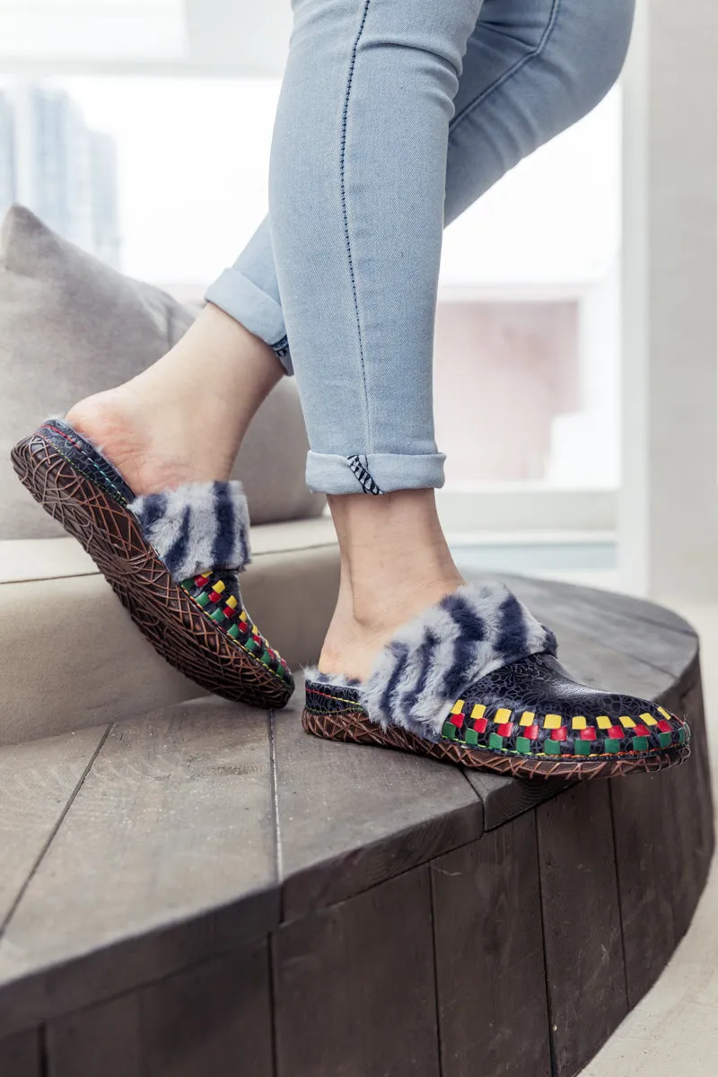 SOFFIA | Floral Embossed Wool Lined Leather Slipper - Navy Black