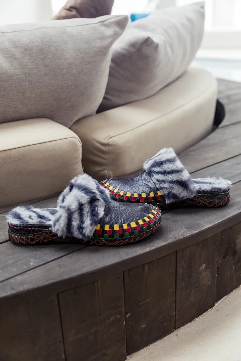 SOFFIA | Floral Embossed Wool Lined Leather Slipper - Navy Black