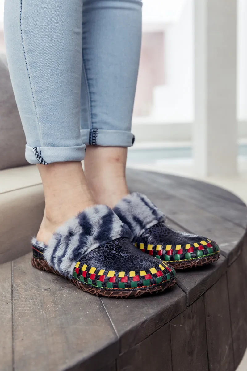 SOFFIA | Floral Embossed Wool Lined Leather Slipper - Navy Black