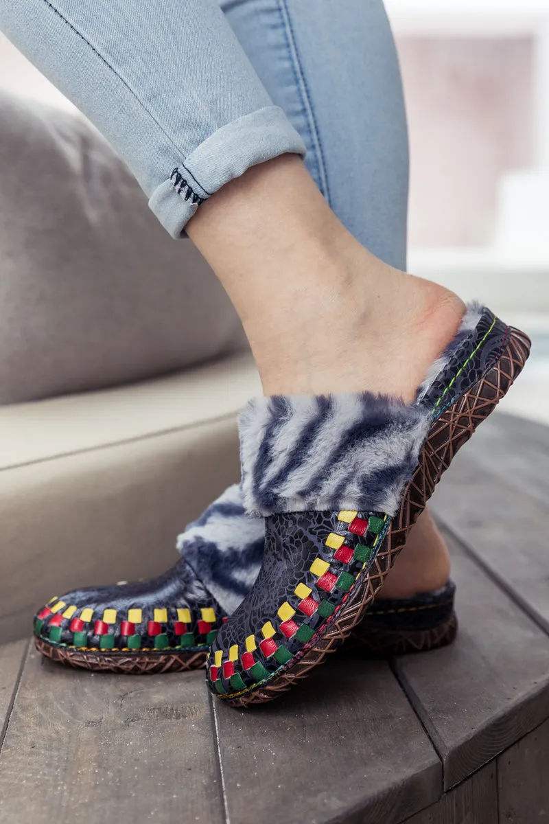 SOFFIA | Floral Embossed Wool Lined Leather Slipper - Navy Black